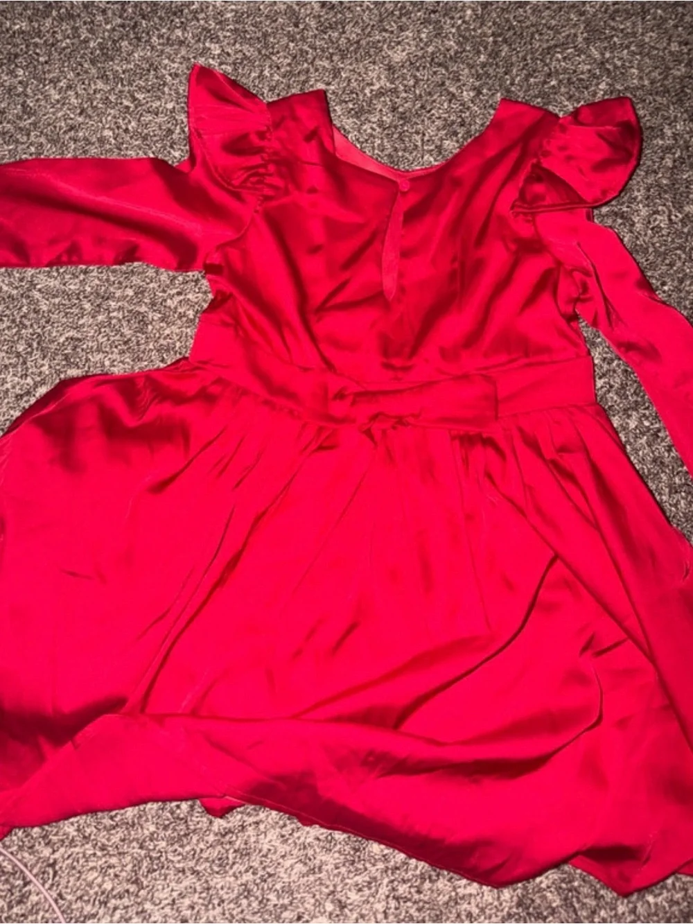 Isobella & Chloe Bright Red Ruffle-Shoulder Long Sleeve Dress